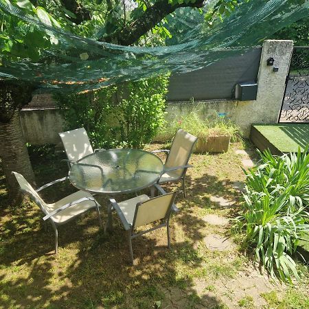 Appartement Independant Dans Maison Avec Jardinet, Au Calme Serezin-du-Rhone ภายนอก รูปภาพ